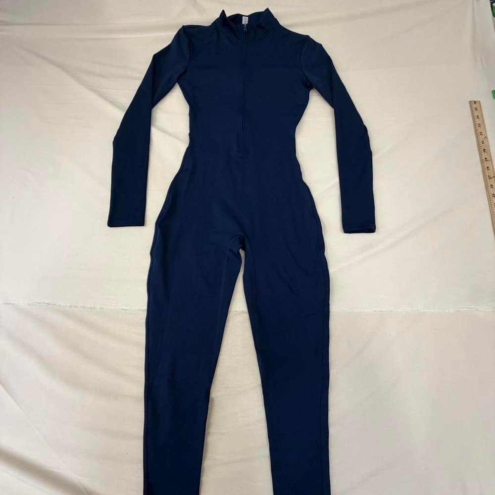 Women's navy blue activewear‎ jumpsuit in size Medium